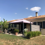 Pavillon de plain pied avec jardin arboré et grand garage à Massognes