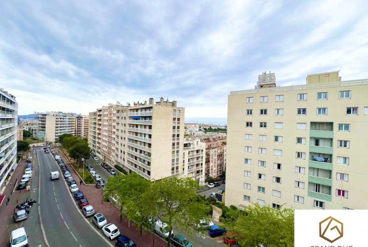 Appartement 68m2, 2 chambres, terrasse 10m2, Marseille 13004 