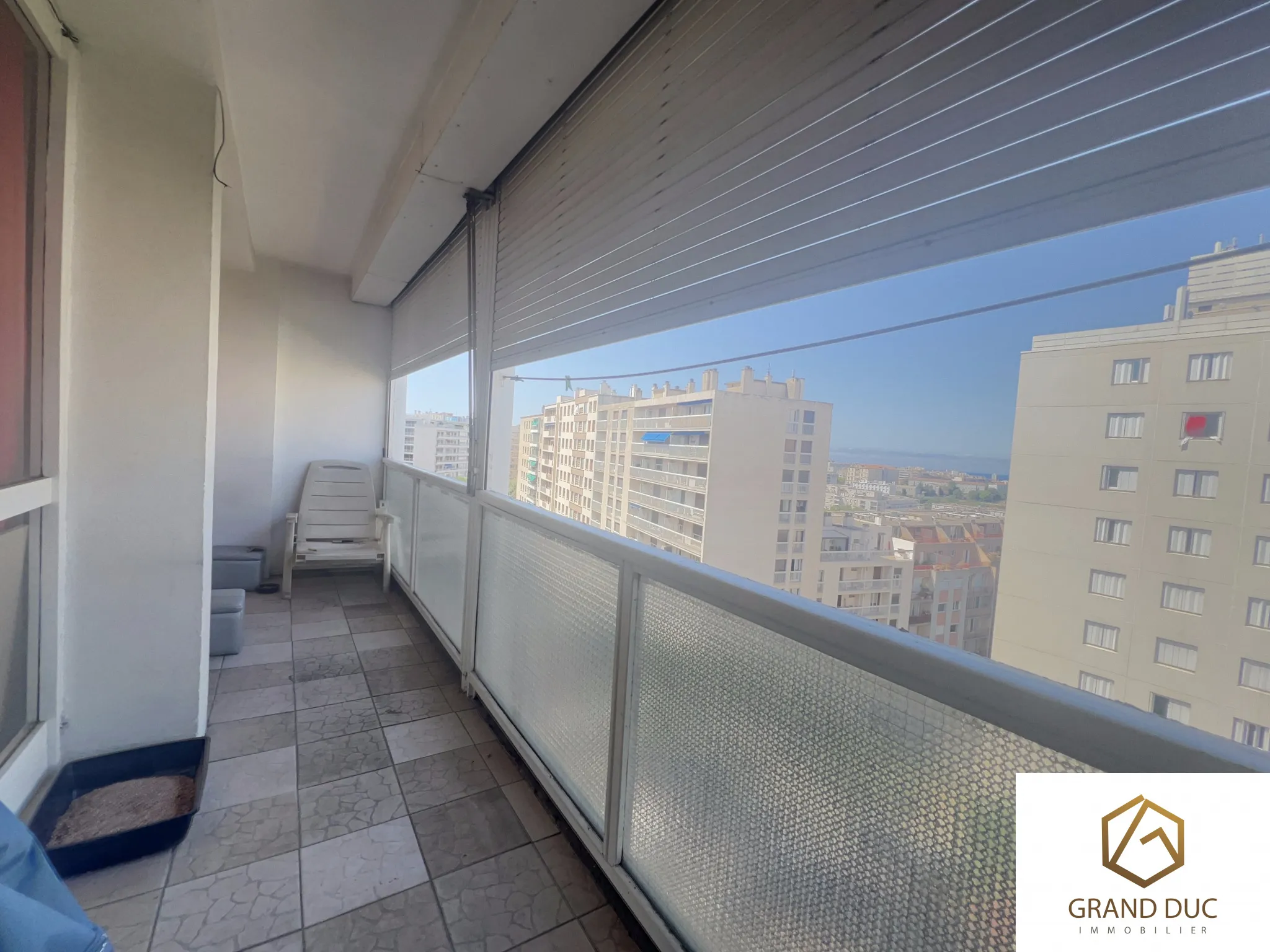 Appartement 68m2, 2 chambres, terrasse 10m2, Marseille 13004 