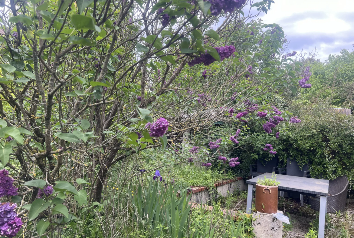 Maison à remettre au goût du jour à Nevers 