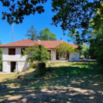 Charming 70s House with Land in Montmorin