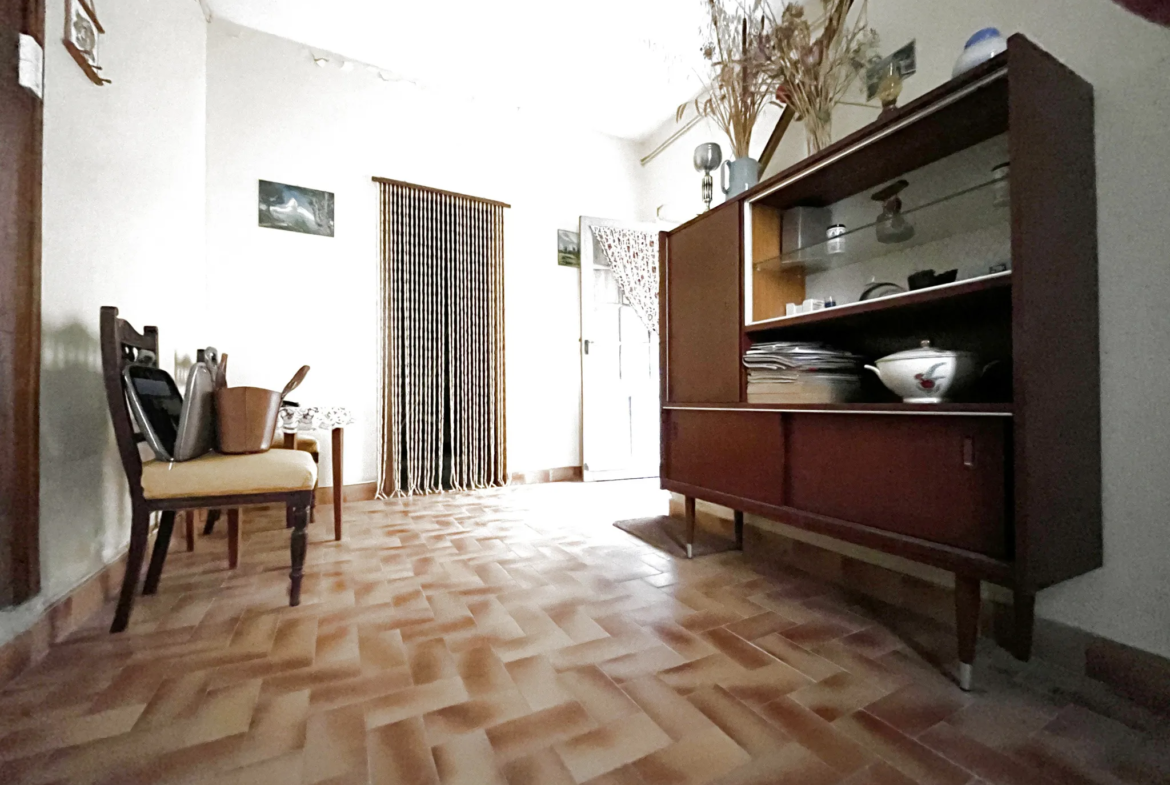 Maison de village avec terrasse et garage à Argens-Minervois 