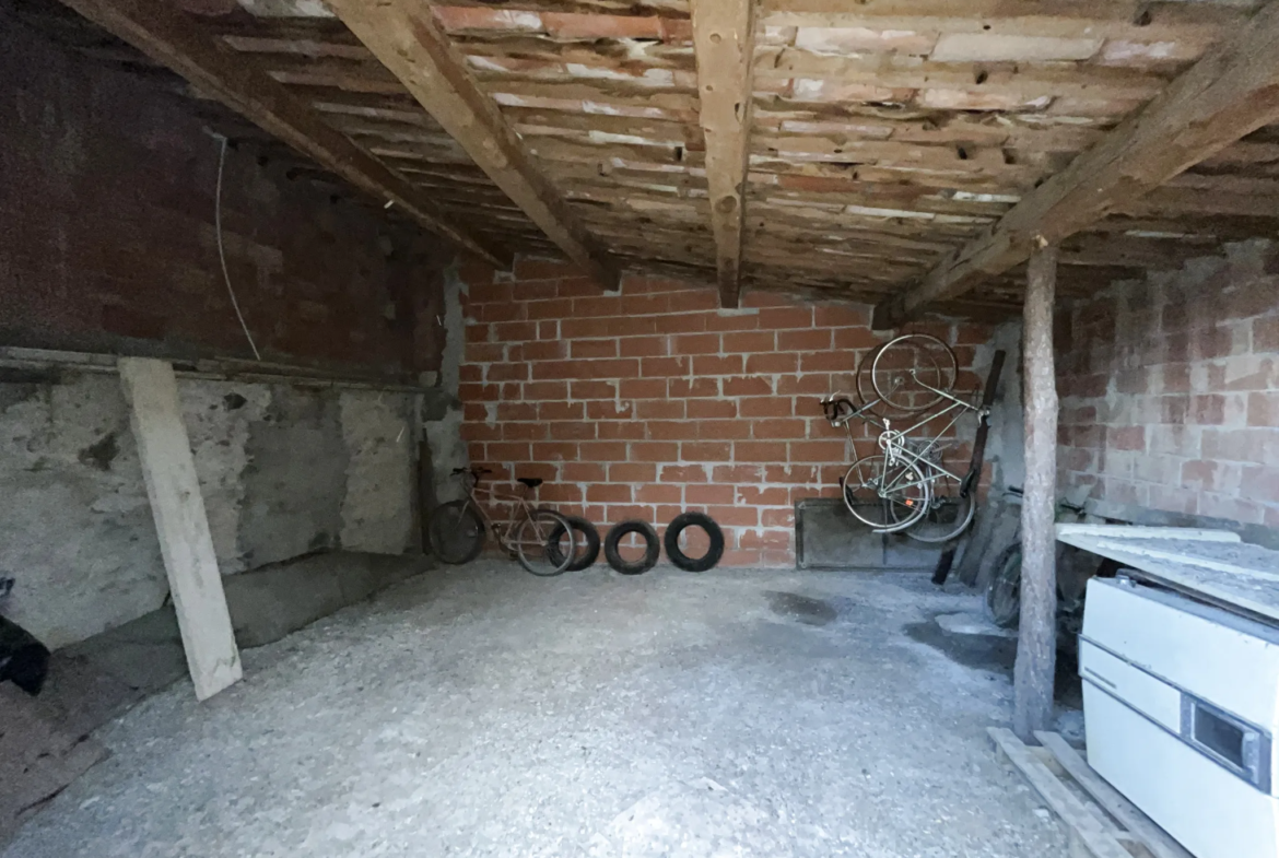 Maison de village avec terrasse et garage à Argens-Minervois 