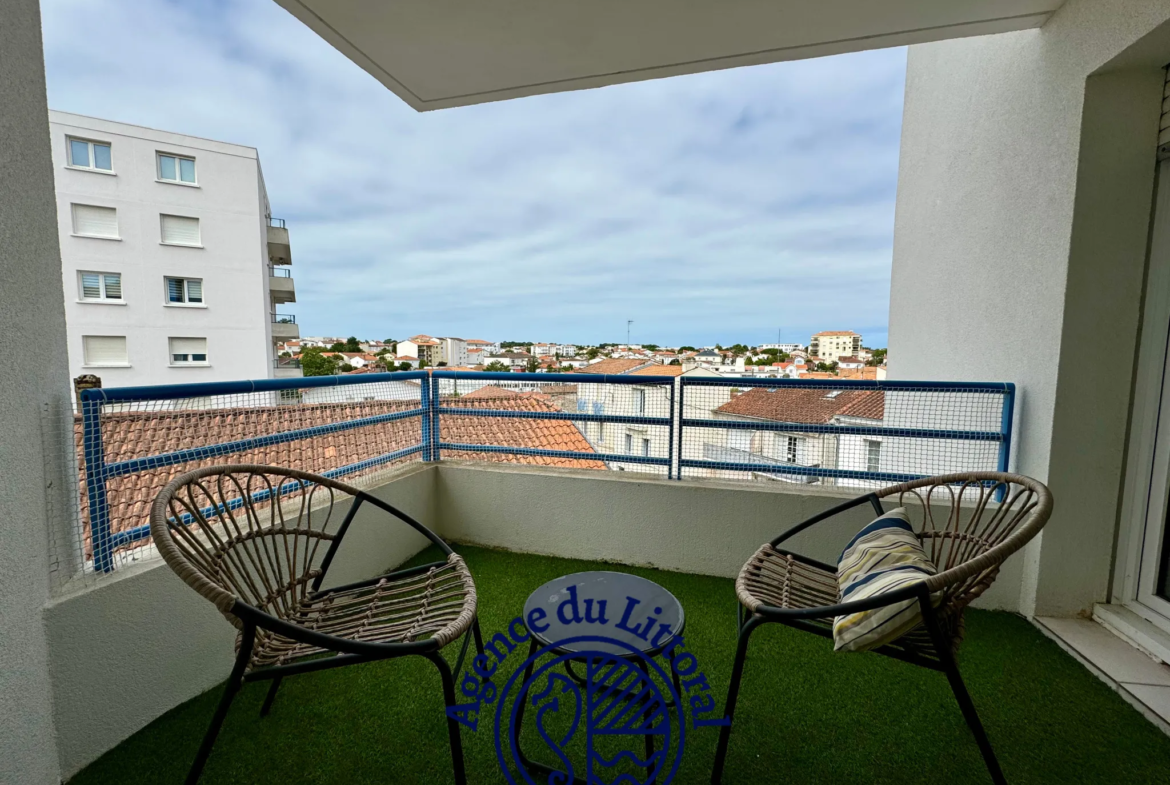 Appartement T2 avec balcon et garage à Royan 