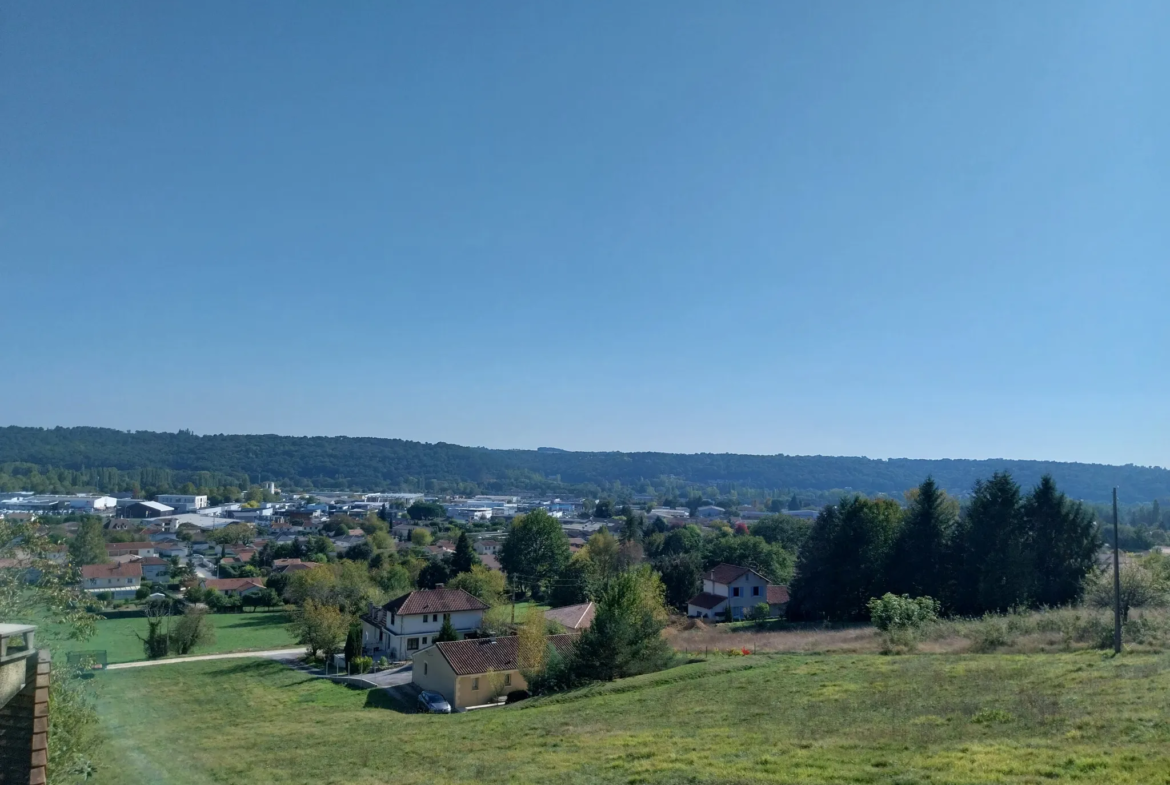 Maison Individuelle à Chancelade avec Vue Imprenable 