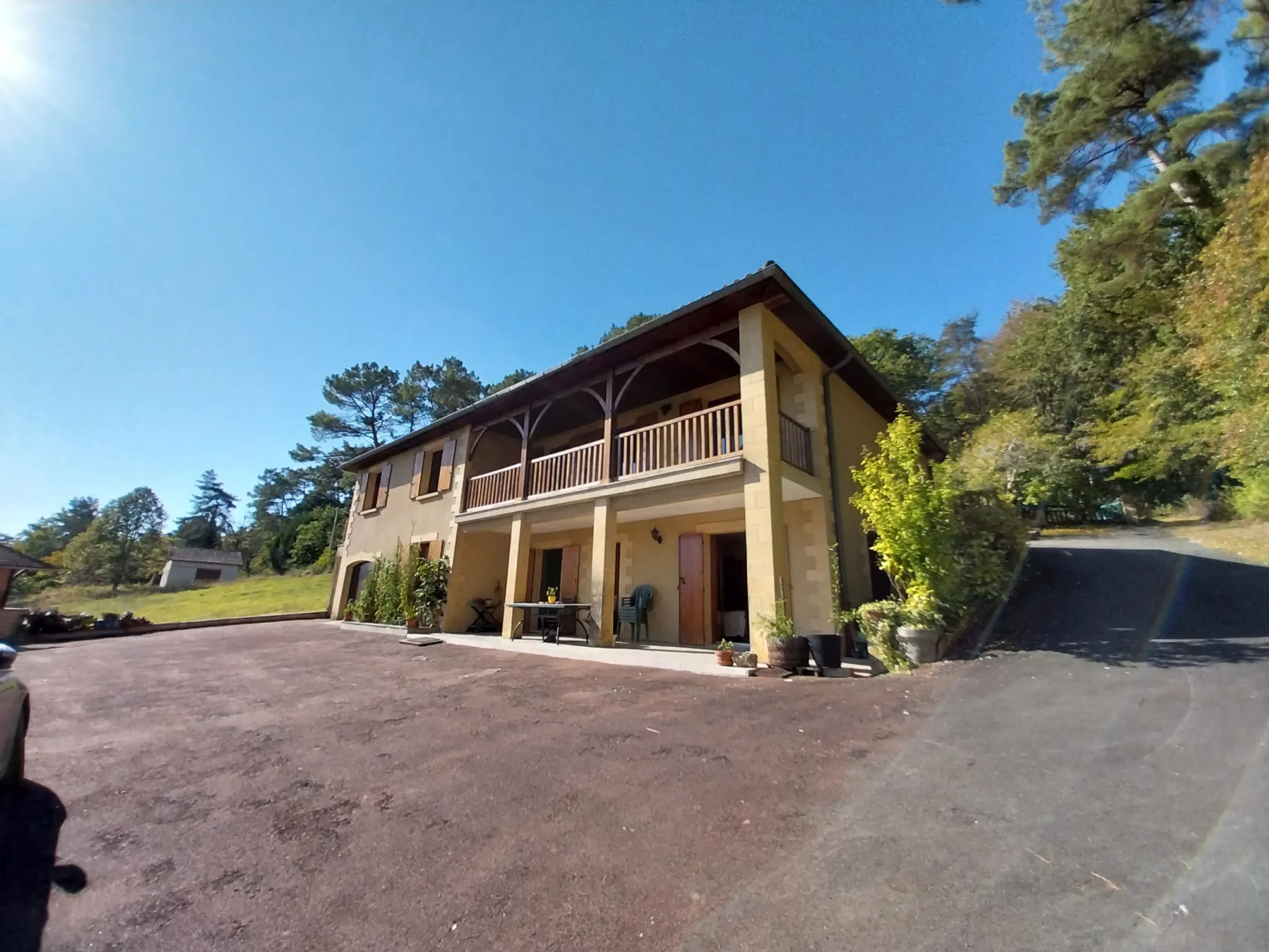 Maison Individuelle à Chancelade avec Vue Imprenable 