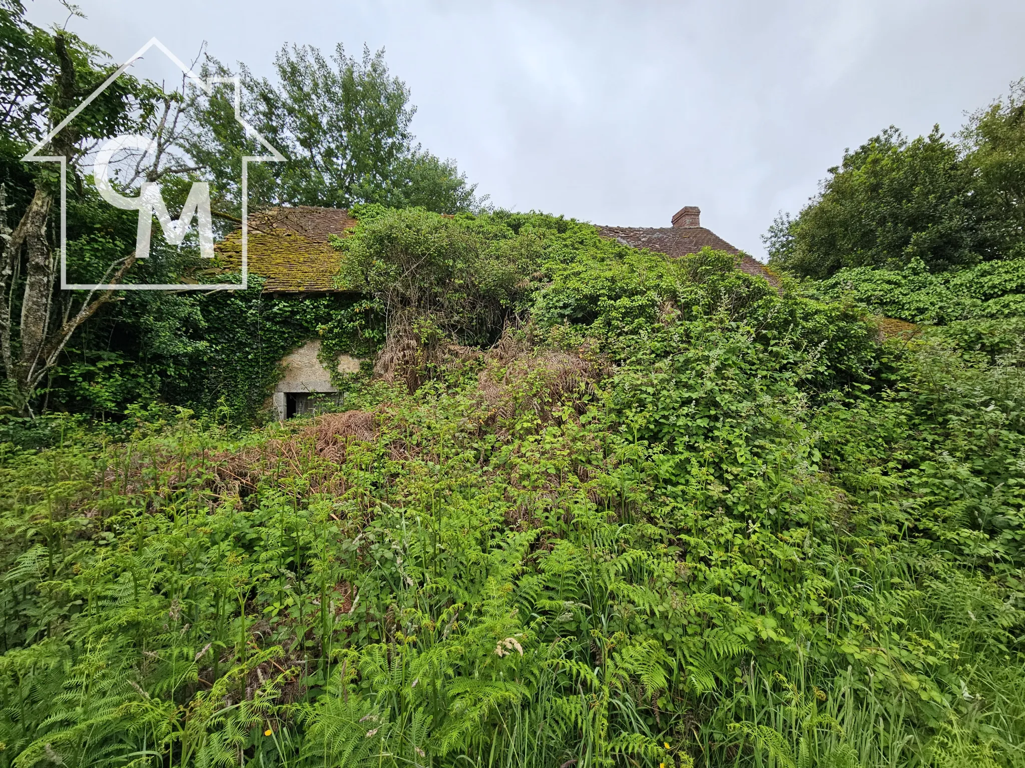 Maison d'habitation deux pièces à Orsennes 