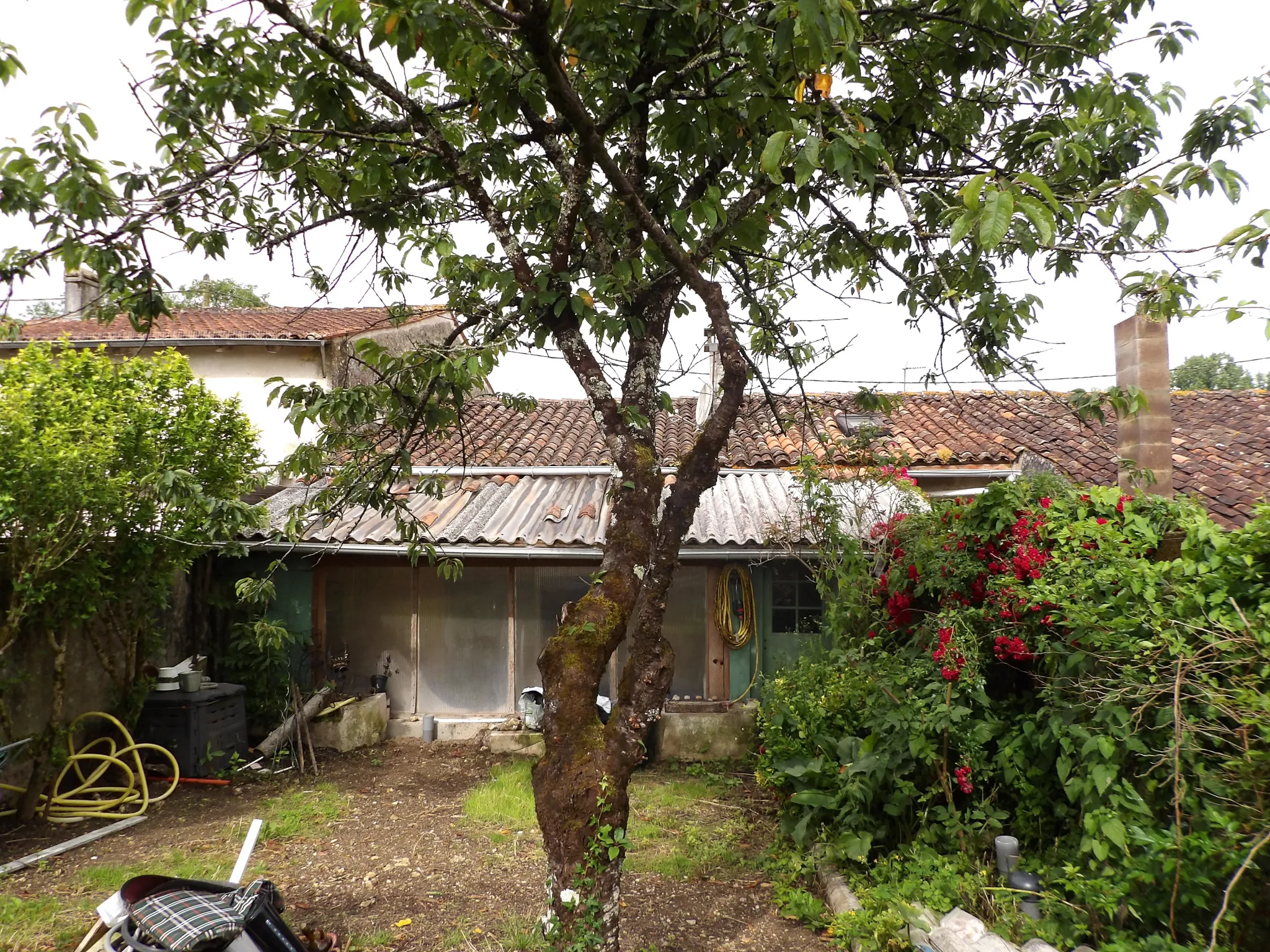 Maison T5 86 m2 avec jardin et garage à Saint Savinien 