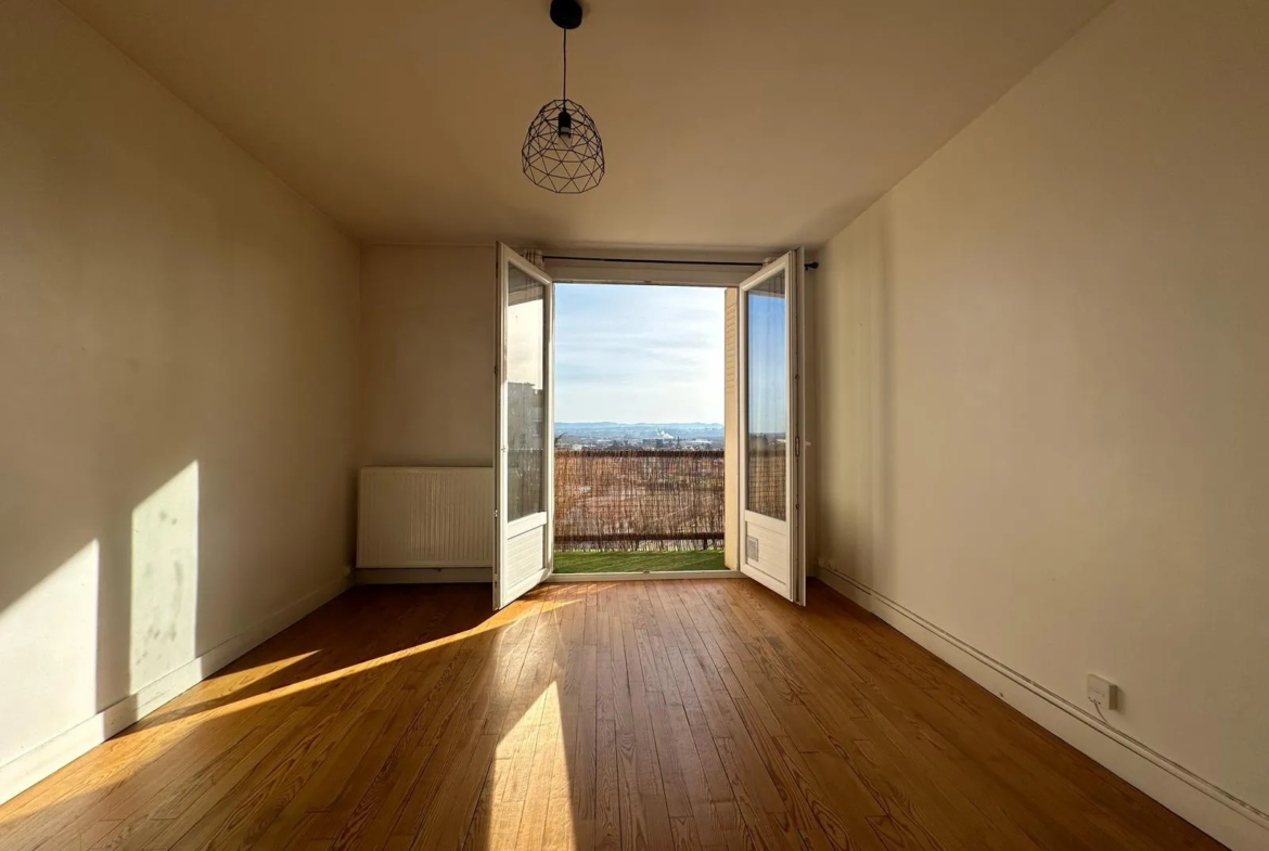 Appartement T3 Lumineux avec Vue Dégagee - Roanne 