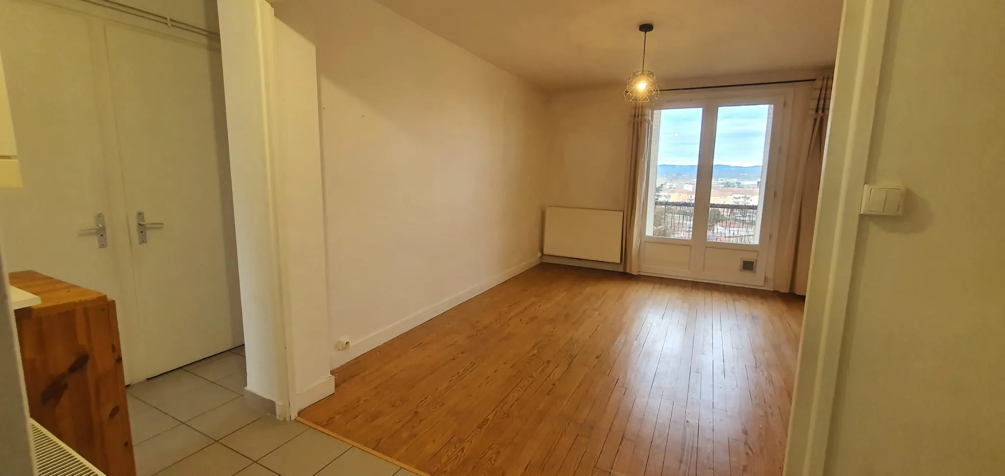 Appartement T3 Lumineux avec Vue Dégagee - Roanne 