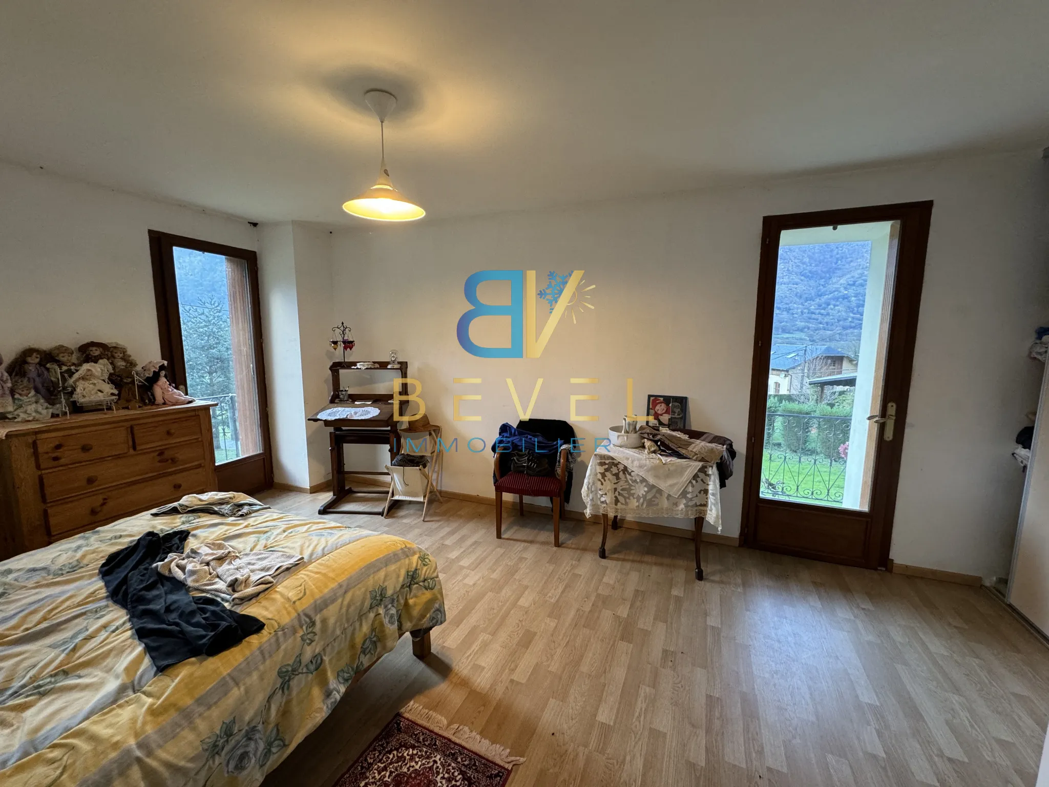 Maison mitoyenne à Chavannes-en-Maurienne avec jardin et vue sur les montagnes 