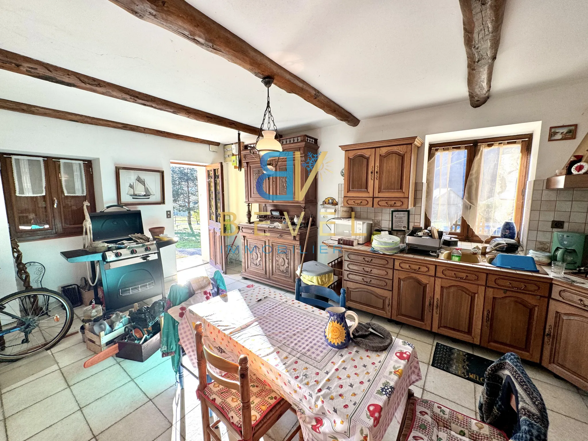 Maison mitoyenne à Chavannes-en-Maurienne avec jardin et vue sur les montagnes 