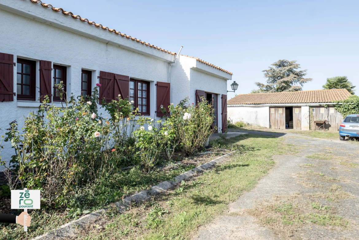 Maison de 116 m2 aux Magnils-Reigners avec jardin et garage 