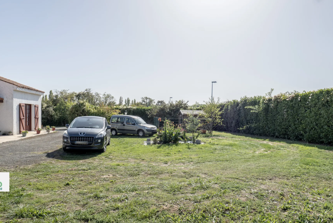 Maison de 116 m2 aux Magnils-Reigners avec jardin et garage 