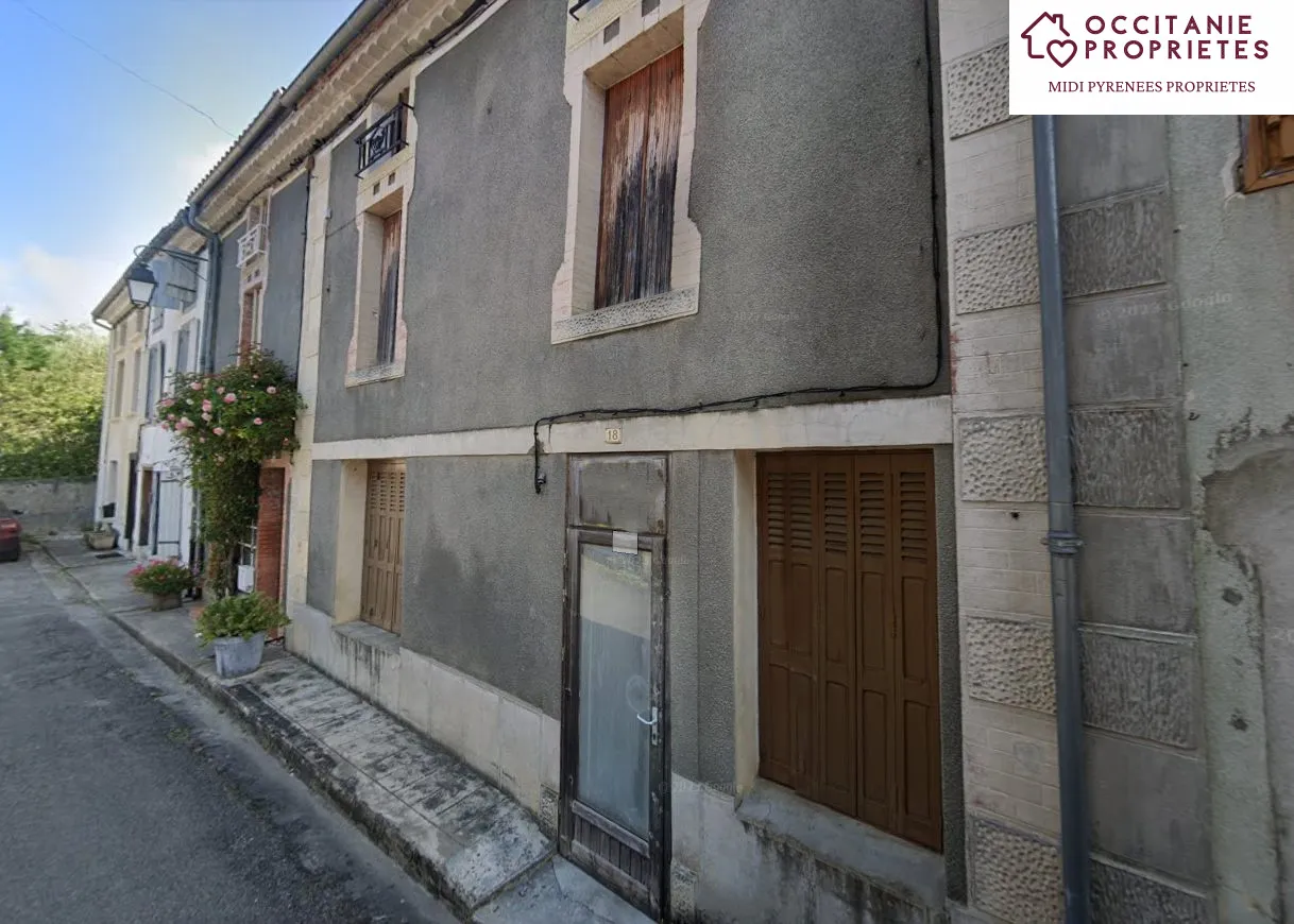 Maison de village au pied de Montsegur avec jardin non attenant 