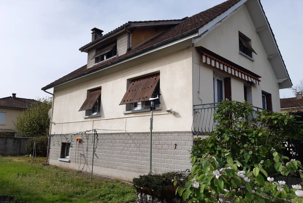 Maison 5 chambres à Biars sur Cere 