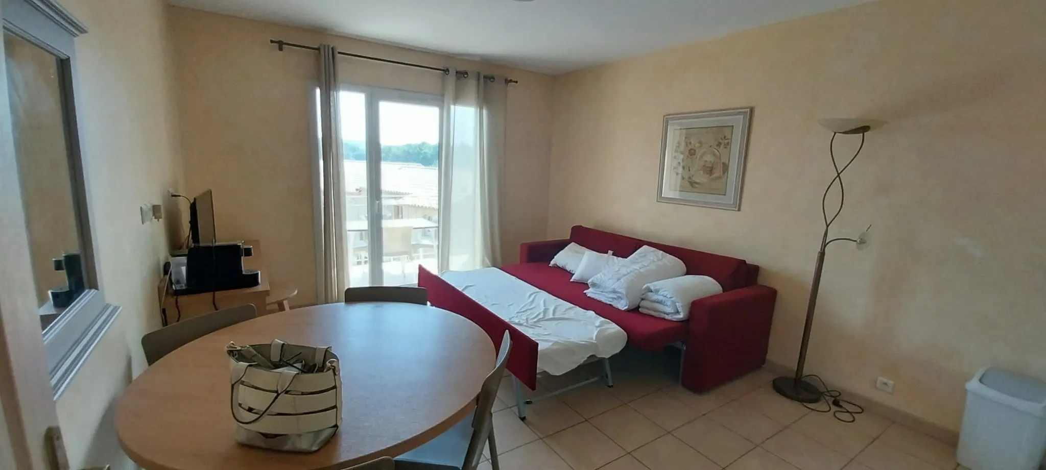 Appartement d'une chambre avec terrasse à Vedene 