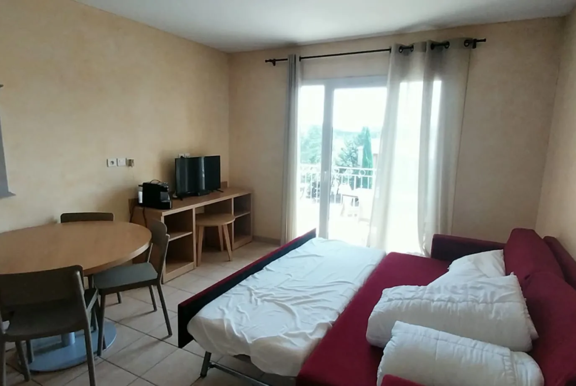 Appartement d'une chambre avec terrasse à Vedene 