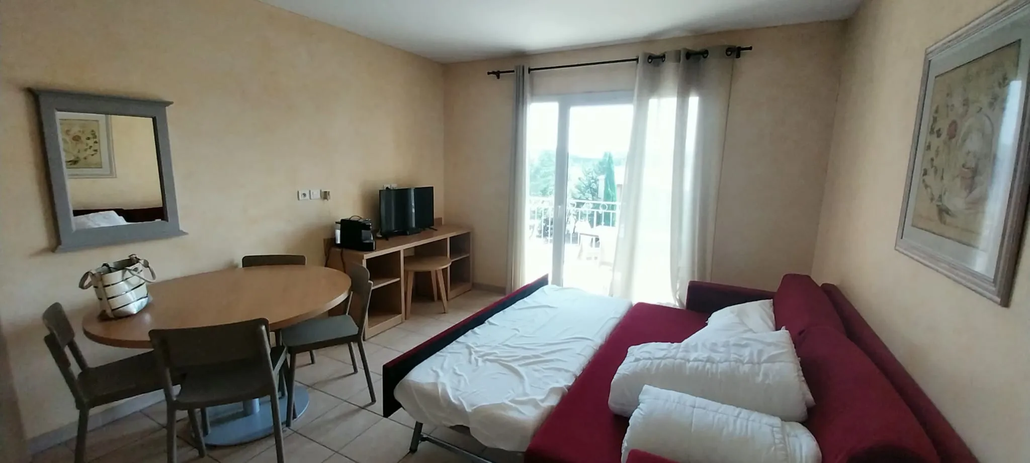 Appartement d'une chambre avec terrasse à Vedene 