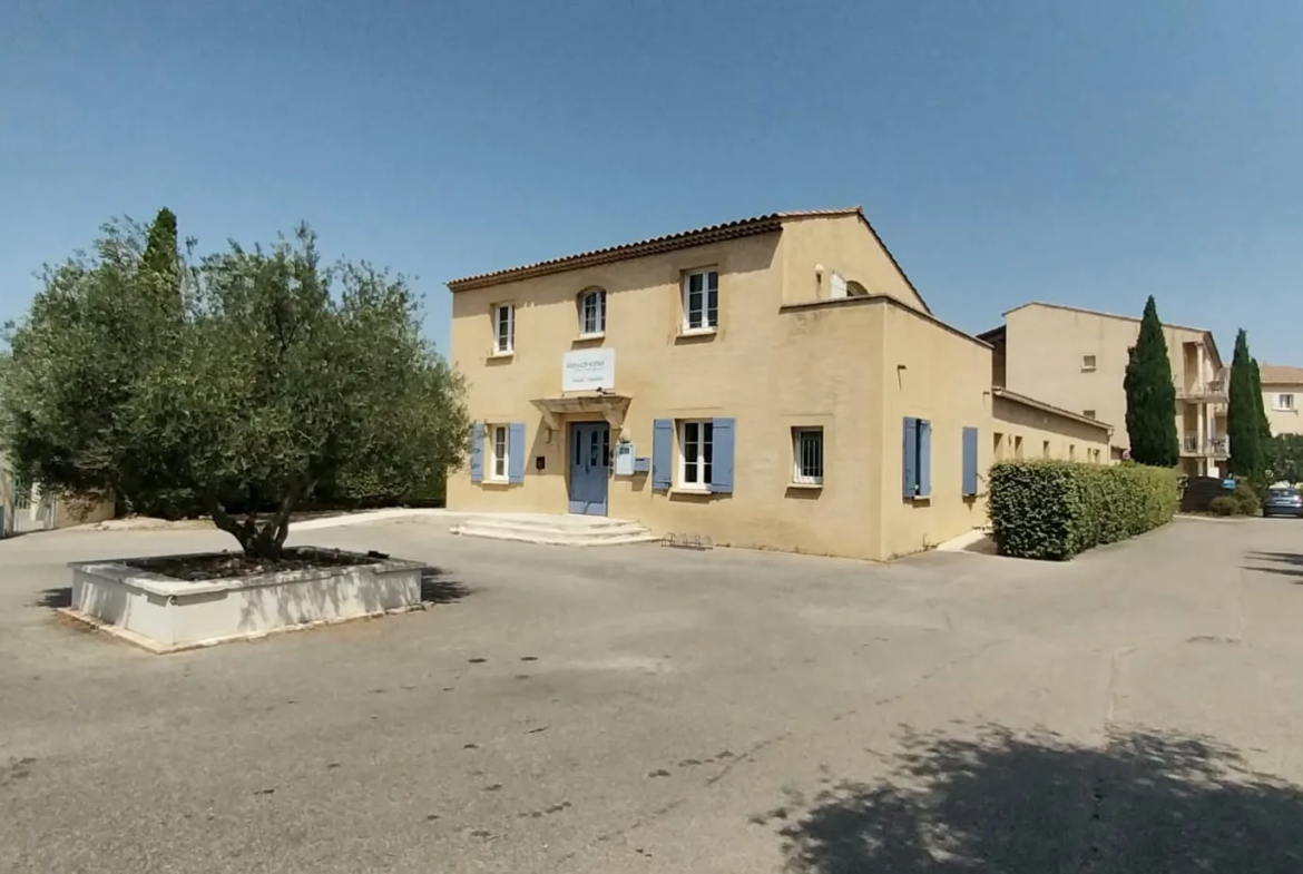 Appartement d'une chambre avec terrasse à Vedene 