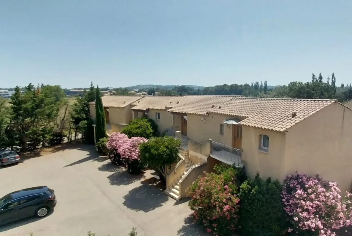 Appartement d'une chambre avec terrasse à Vedene 