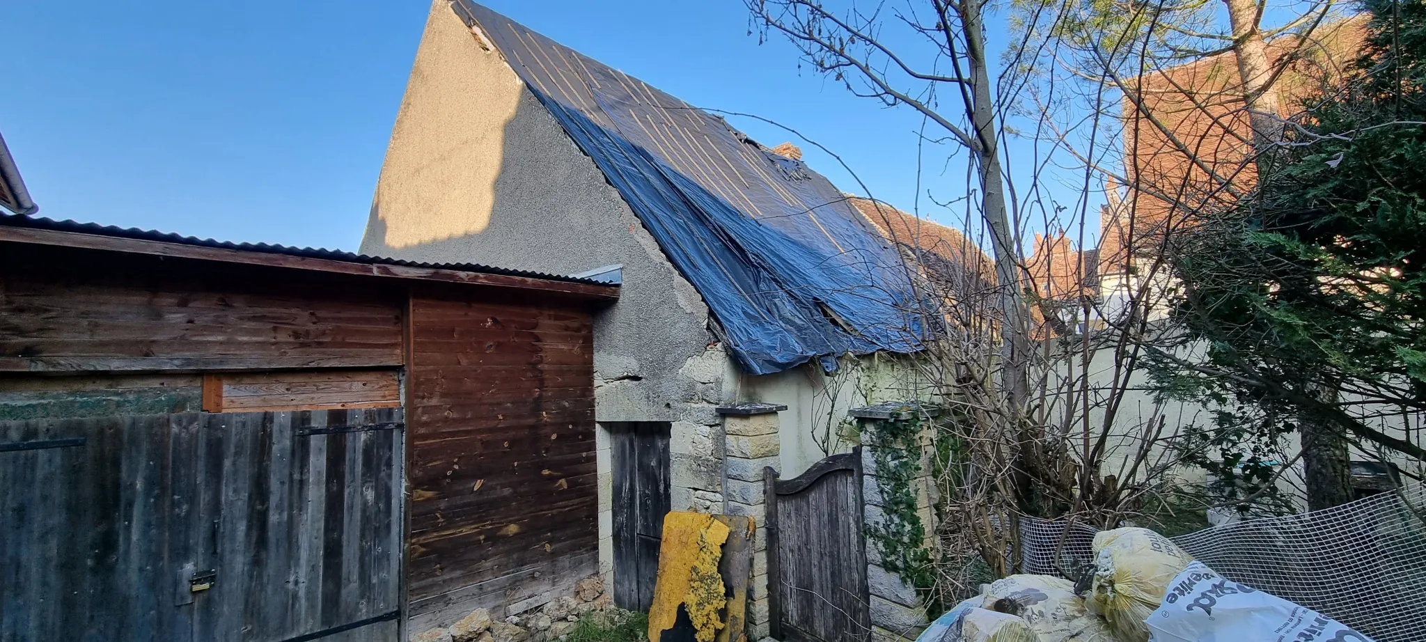 Maison de village à rénover à Varzy 