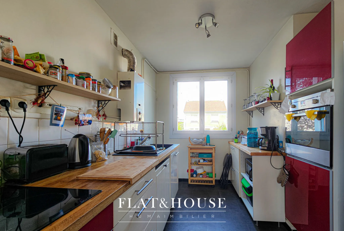 Charming T3 Apartment for Sale in Beauséjour/Longchamp, Nantes 