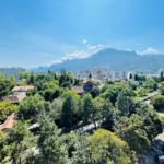 Appartement 2 pièces à Grenoble avec vue montagnes et balcon terrasse