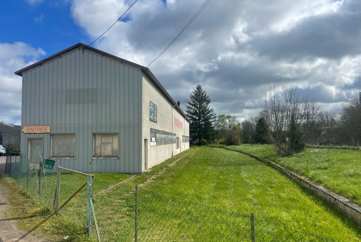 Magasin en excellent état à Montbard 