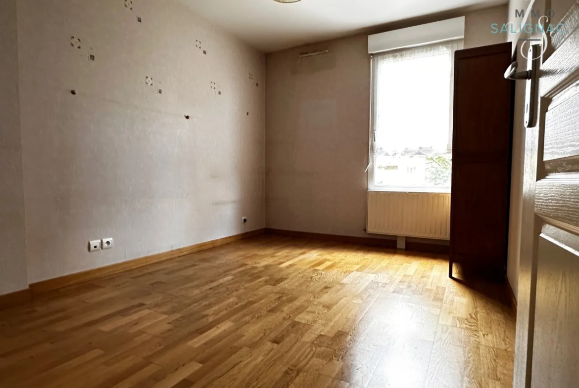 Appartement T3 Moderne de 65m2 avec Terrasse et Garage à Peronnas 