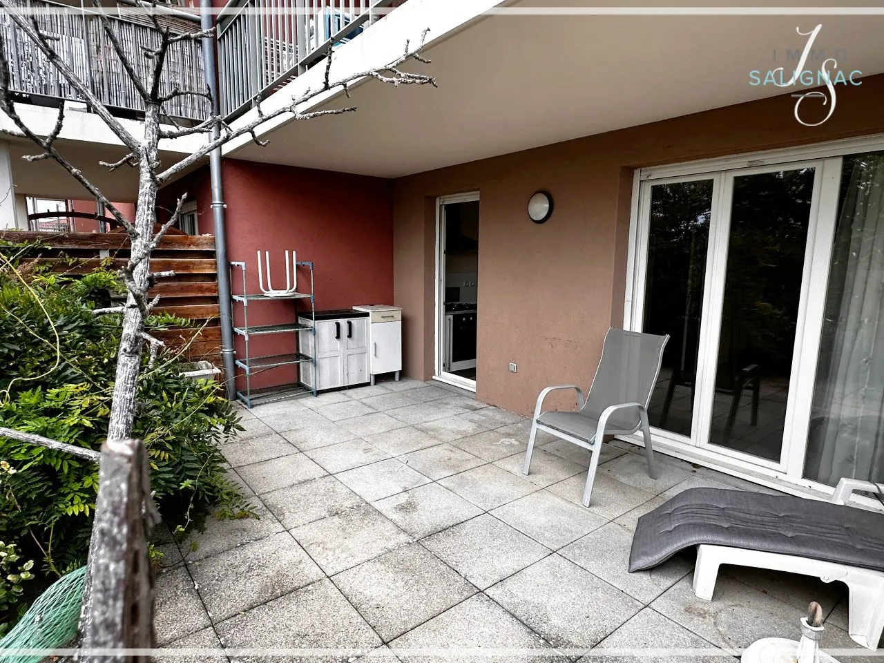 Appartement T3 Moderne de 65m2 avec Terrasse et Garage à Peronnas 