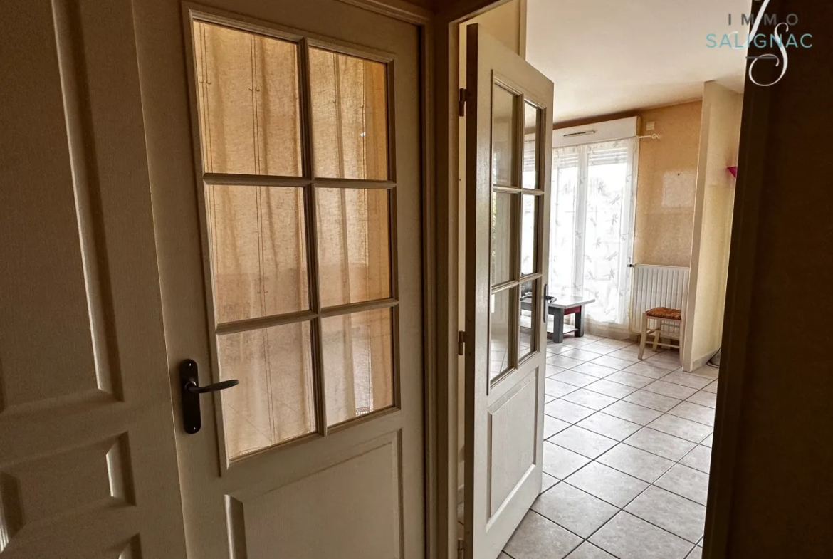 Appartement T3 Moderne de 65m2 avec Terrasse et Garage à Peronnas 