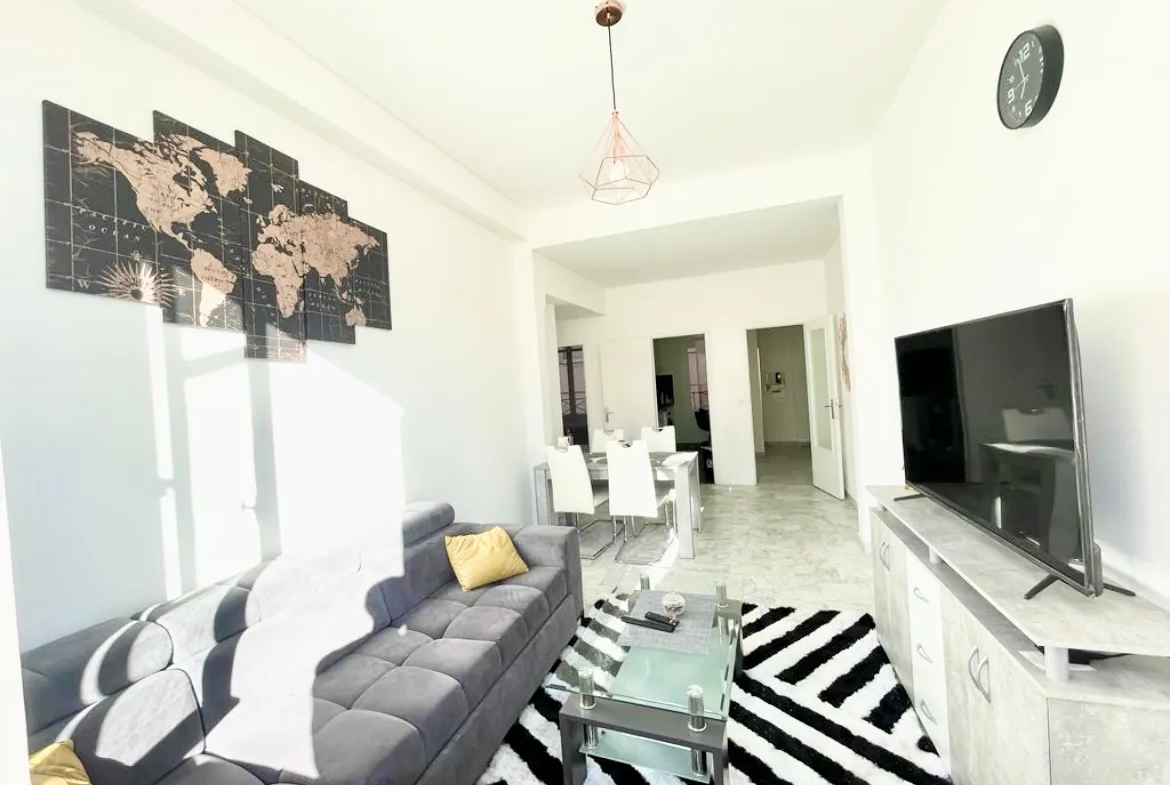 Bright T3/T4 Apartment in Cannes | 65m2 | Southwest Orientation 