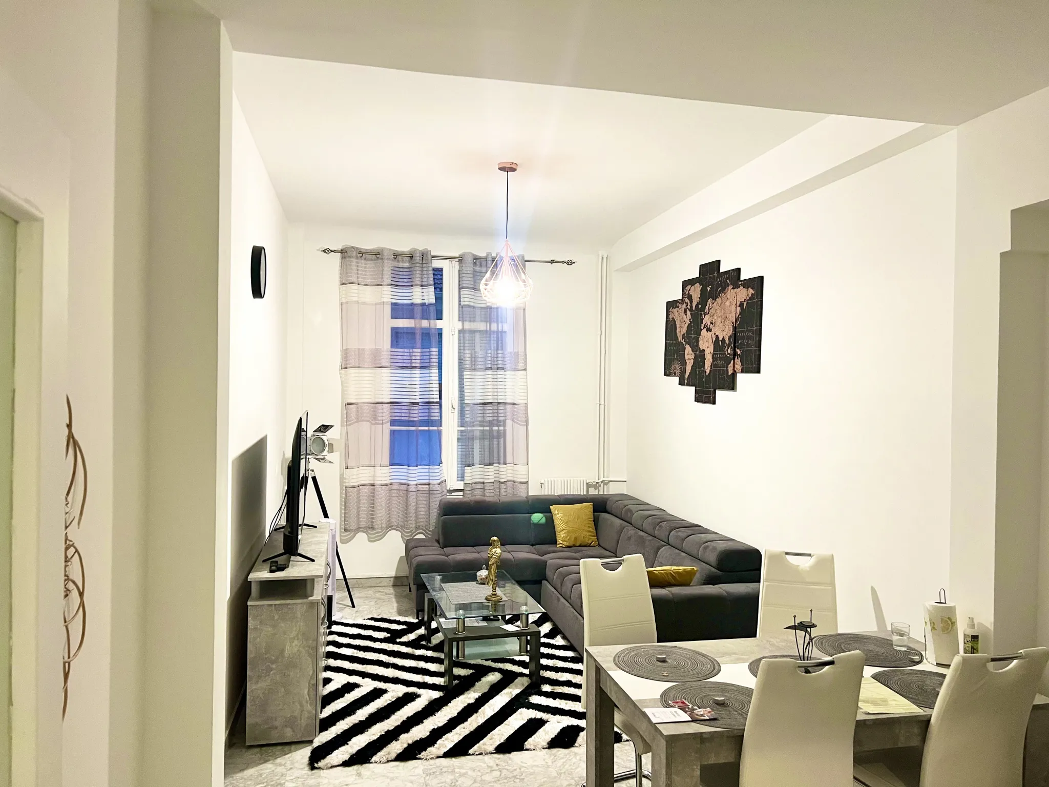 Bright T3/T4 Apartment in Cannes | 65m2 | Southwest Orientation 