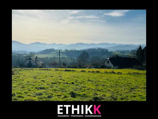 Terrain avec Vue sur les Pyrénées à Visker 