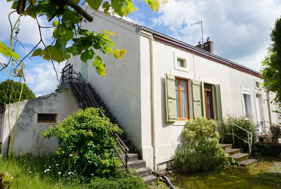 Maison de village près de Montceau les Mines 