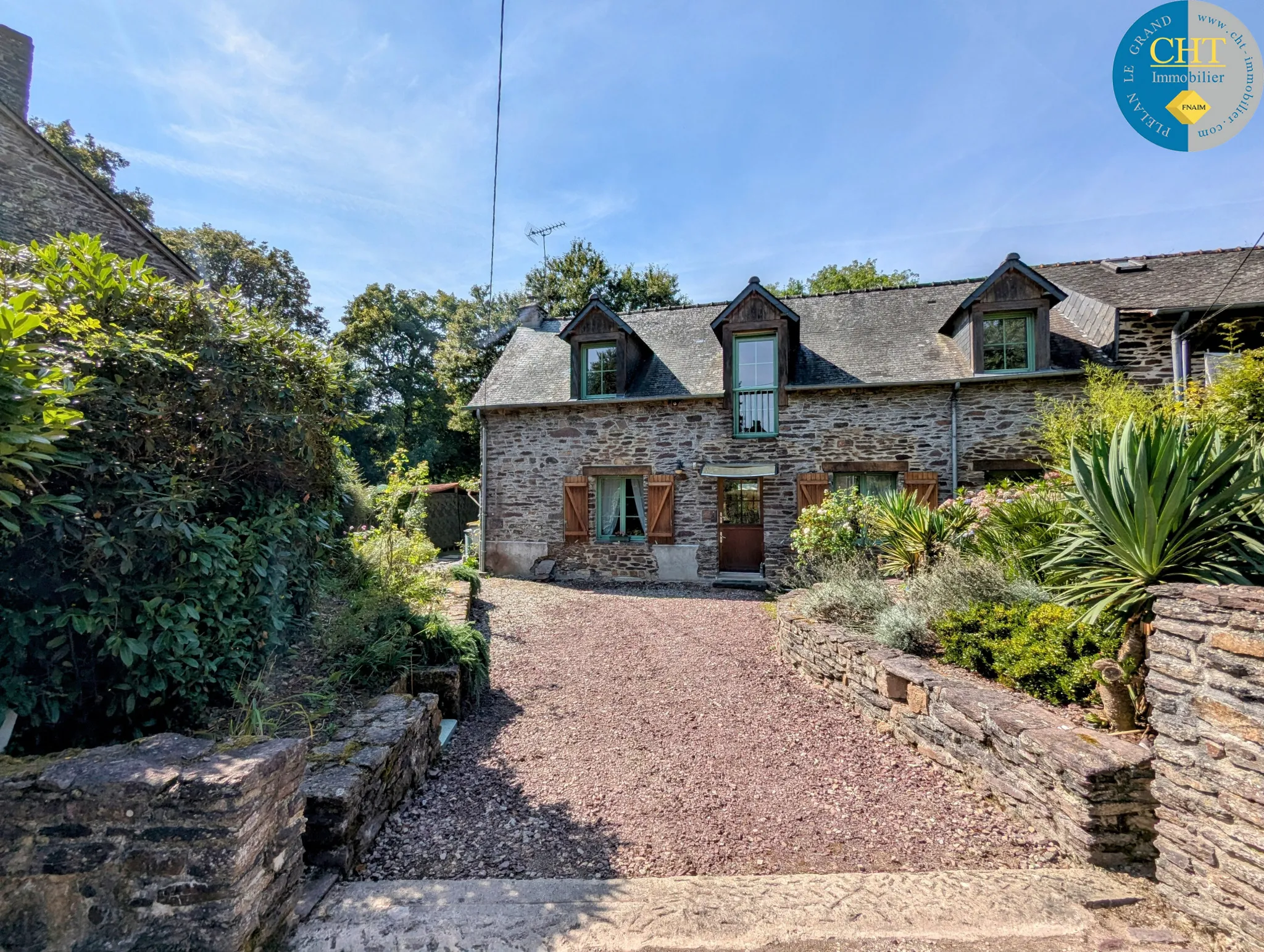 Longère en pierres avec jardin à BEIGNON (56 380) 