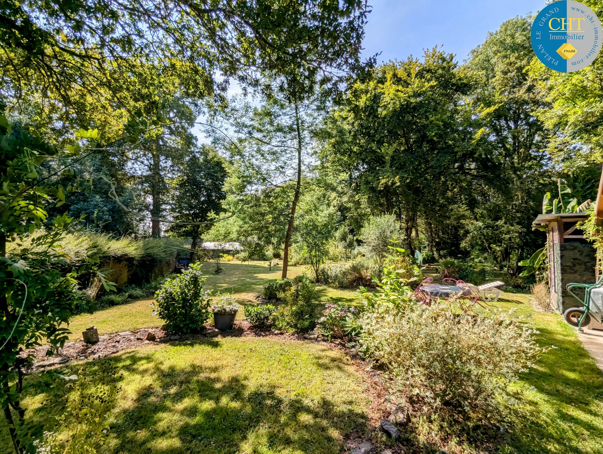 Longère en pierres avec jardin à BEIGNON (56 380) 