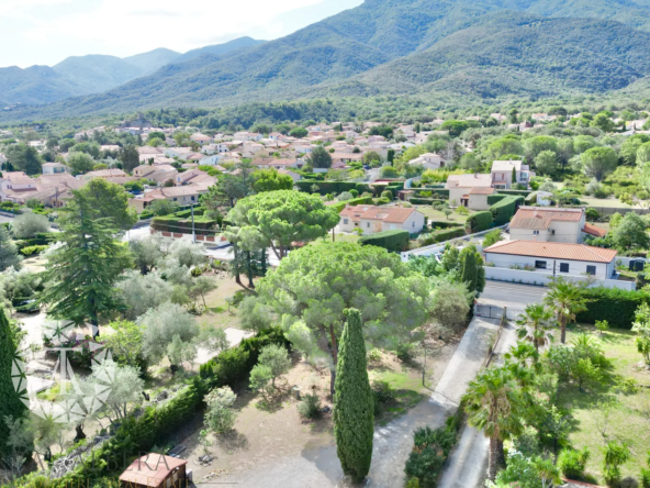 Beau terrain constructible vue sur les Albères