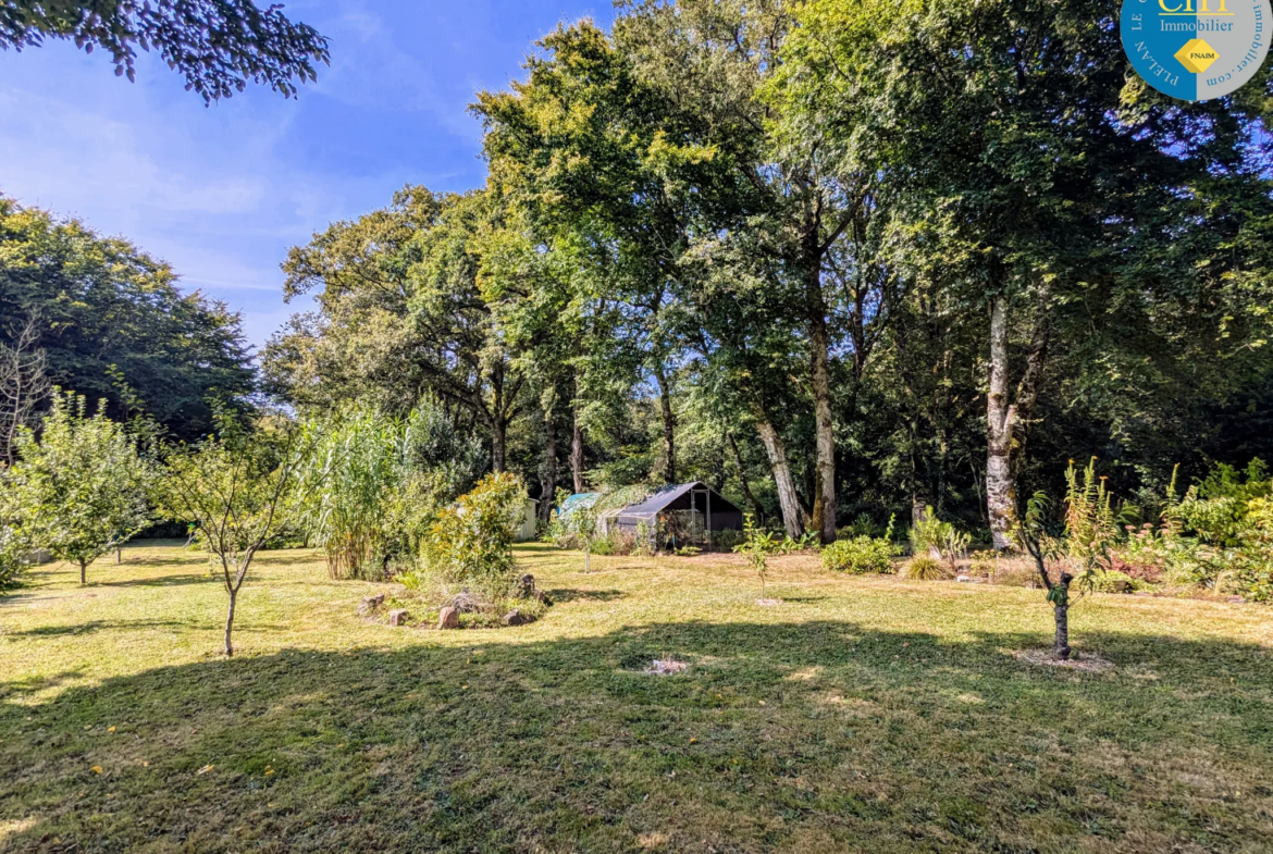 Longère en pierres avec jardin à BEIGNON (56 380) 