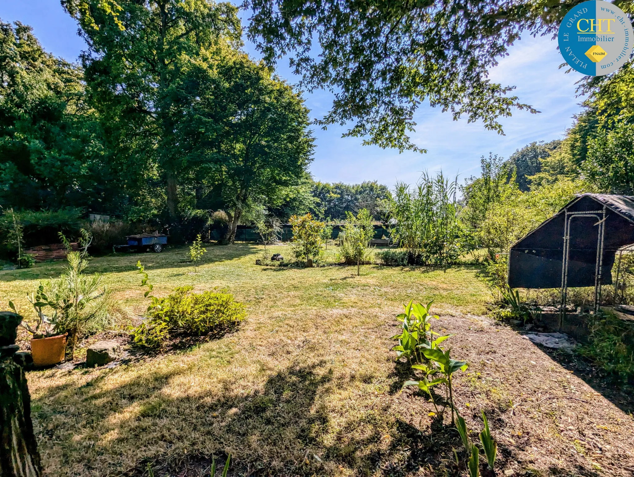 Longère en pierres avec jardin à BEIGNON (56 380) 