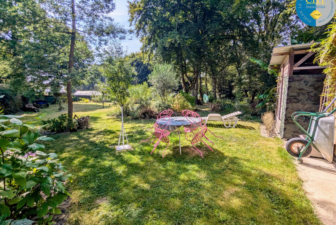 Longère en pierres avec jardin à BEIGNON (56 380) 