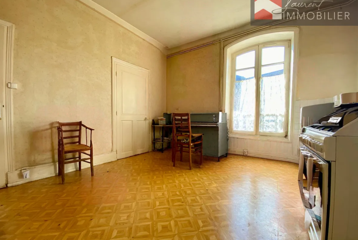 Appartement T3 de 52m2 à Cuisery : 45.000€ 