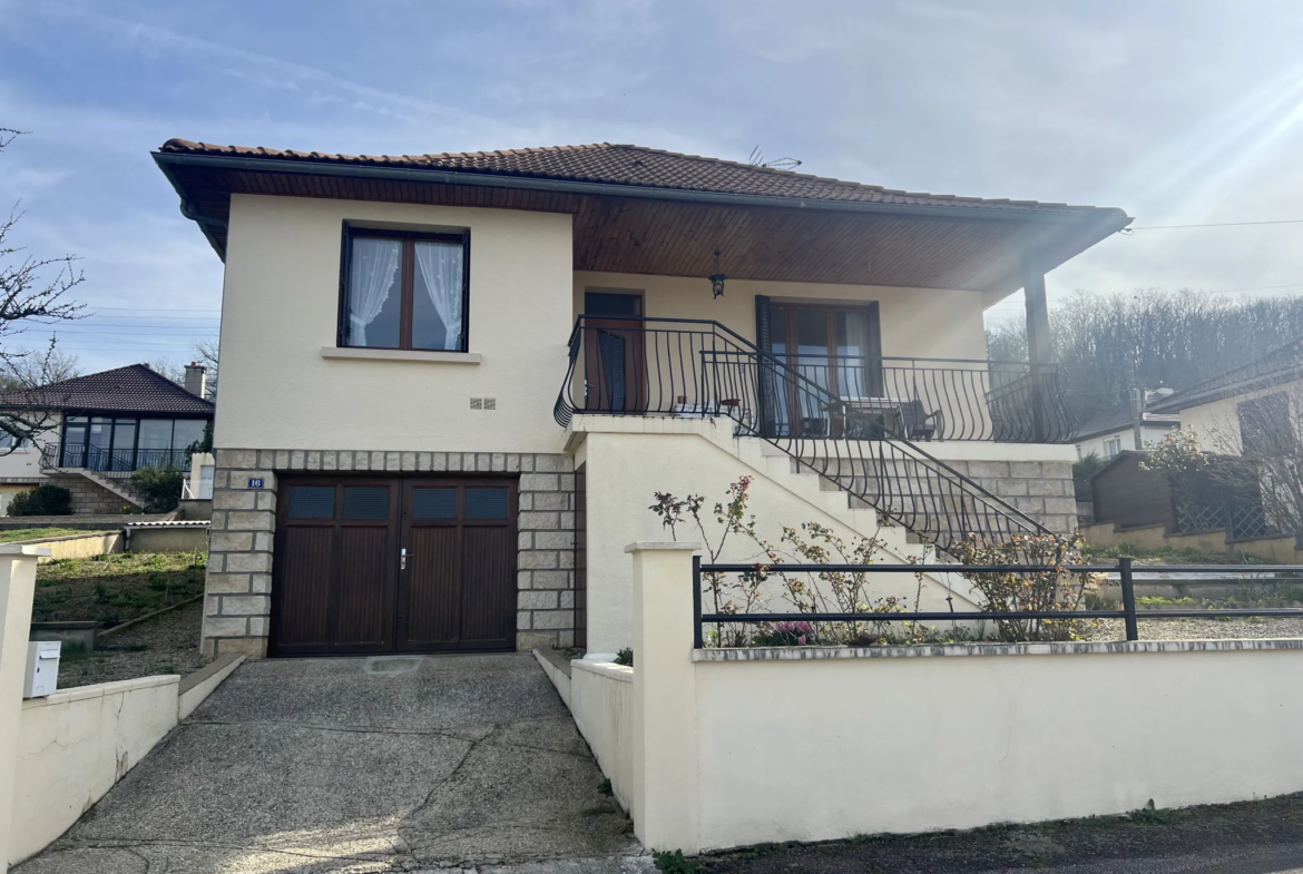 Maison de ville à Montbard avec vue 