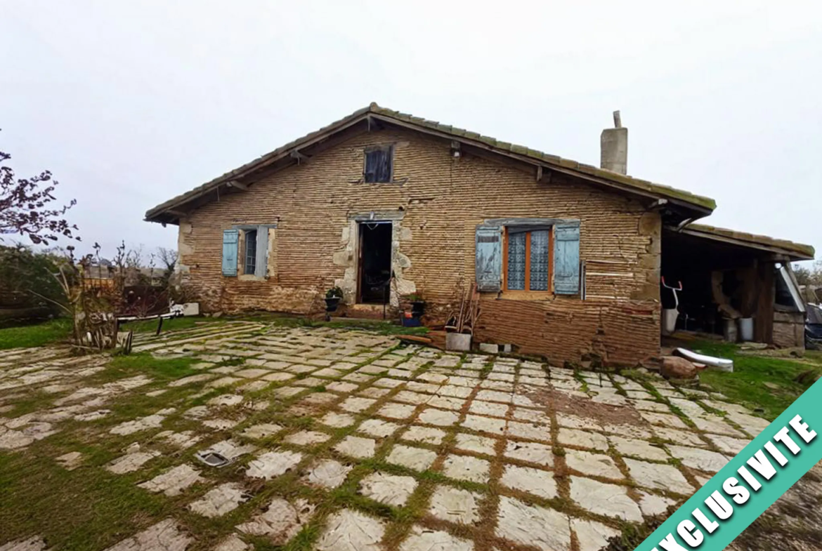 Charming Gersoise House to Renovate with Pyrenees View - Pis 32500 