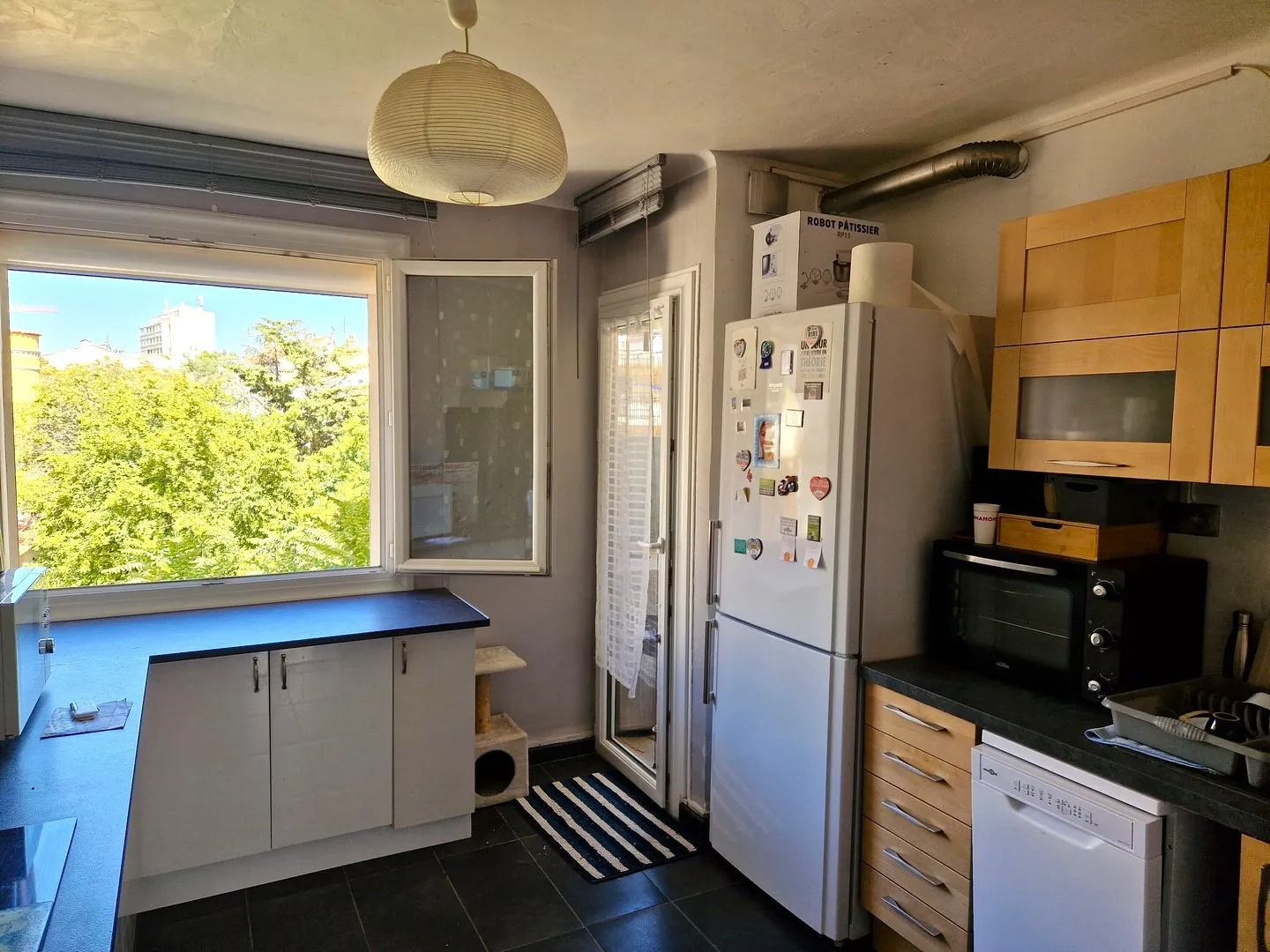 Appartement de Type 3 à Toulon-est avec balcon et cave 