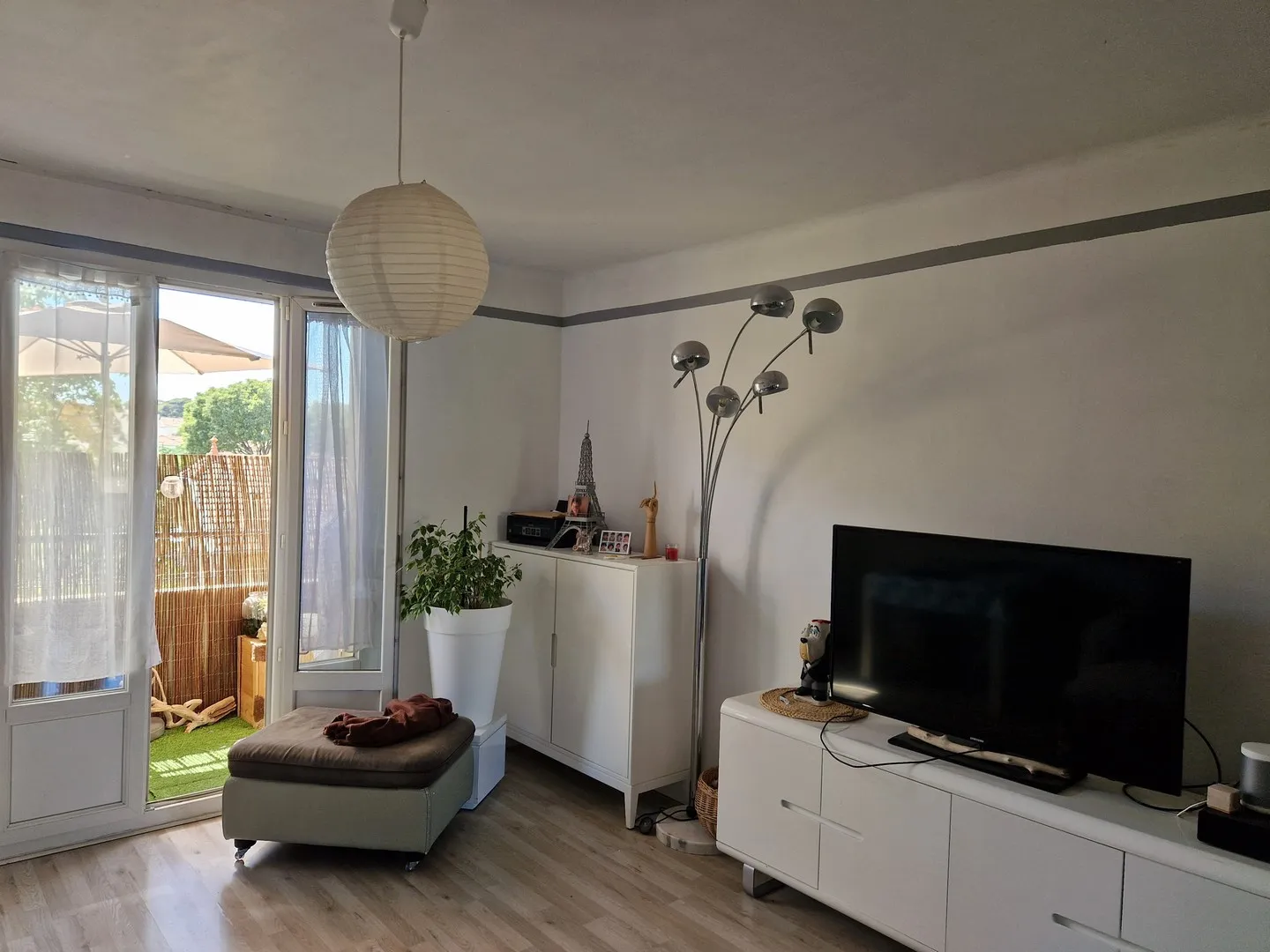 Appartement de Type 3 à Toulon-est avec balcon et cave 