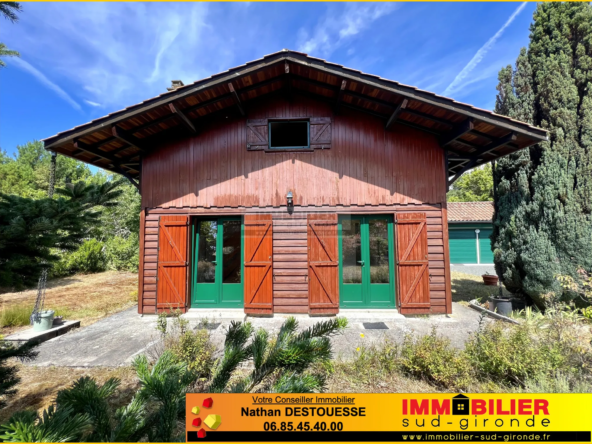 Maison bois de type chalet avec garage à St Michel de Rieufret