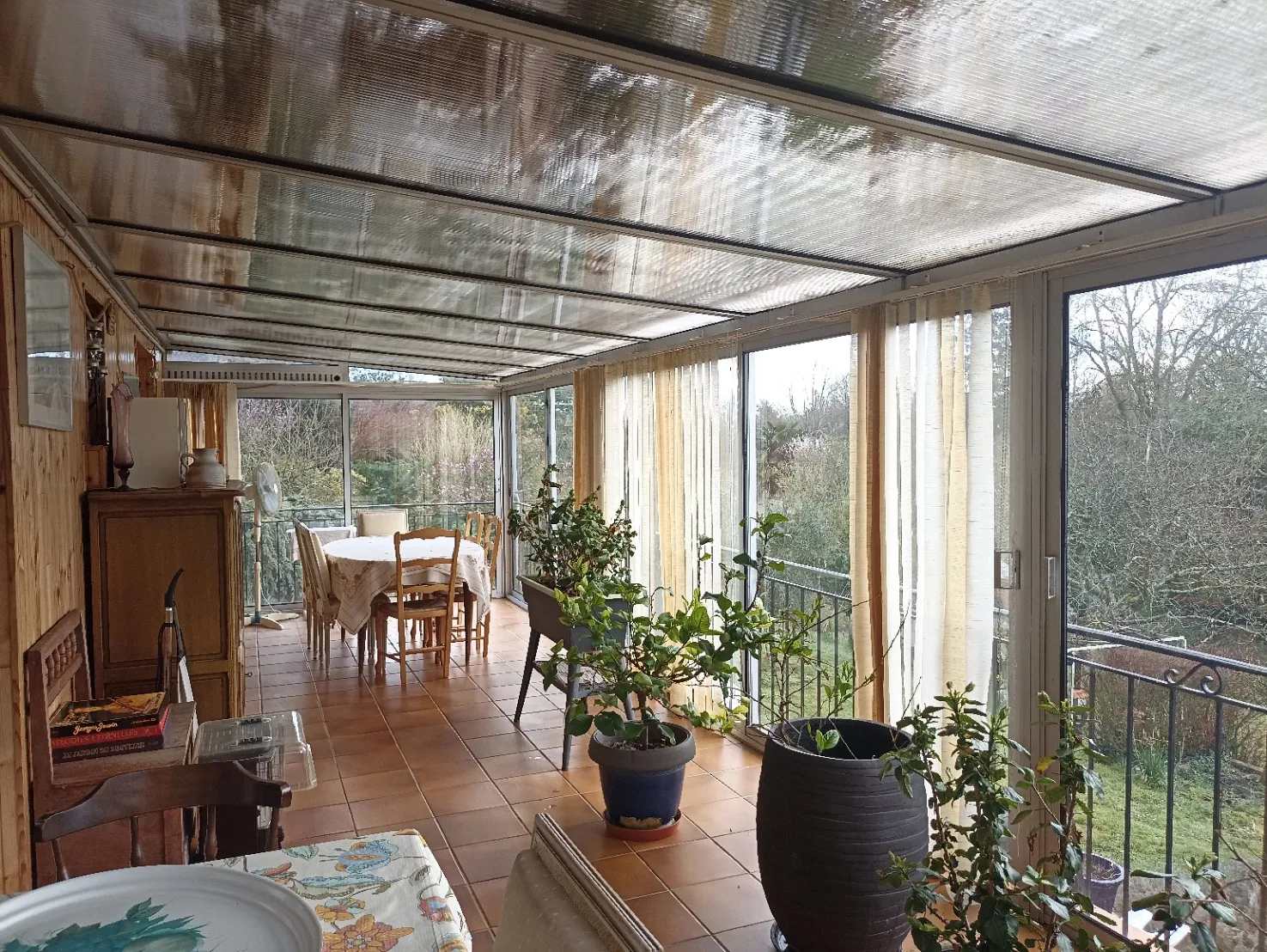 Pavillon avec Vue sur la Nature et Le Loir à Luche Pringe 