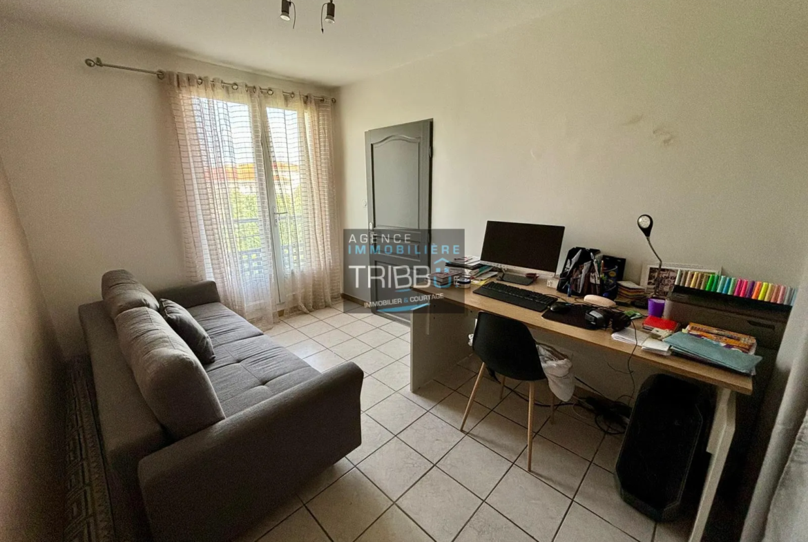 Appartement F4 lumineux avec balcon à Perpignan 